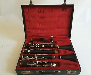 Boosey and Hawkes Emperor Clarinet A Bb pair