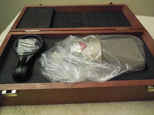Neumann TLM103 - Cardioid Studio Condenser Mic (Nickel) in wooden case with mnt
