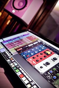 Slate Media Raven MTi-1 Multi-touch Console 27" First Gen