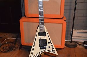 Jackson Randy Rhoads RRXMG 2011 White pintstripe guitar metal death punk grind