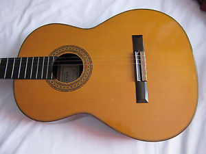 1970 Toshihiko Nakade Classical Guitar, Brazilian Rosewood Back & Sides.