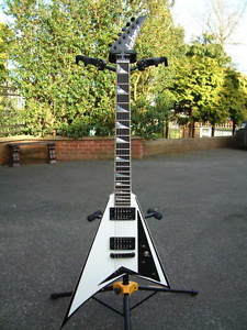 Jackson USA Select  Randy Rhoads RR1T in Snow White with Black Bevels  MINT 2006