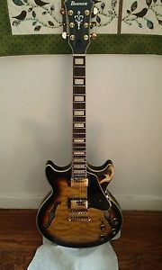 Ibanez AM93 Expressionist Semi-Hollow electric & Ibanez Hard Case MAKE OFFER!