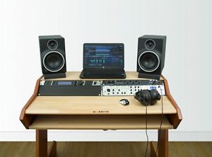 MASSIVE studiodesk MS-02 'TOKA'