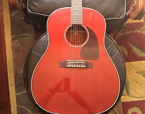 Gibson J-45 Custom Shop LTD Edition Wine Red w/Electronics 2015, Exc Cond