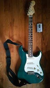 2001 Rare Fender Stratocaster, Made in USA- Very Lightly used with original box