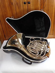 Nice HOLTON Double French Horn with Case Farkas H-279