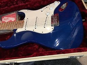 Fender Custom Deluxe Stratocaster 2011 (Custom Shop)