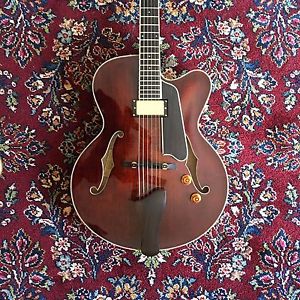 REDUCED: Eastman T146sm Thinline Archtop Guitar