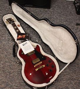 Les Paul Studio Wine Red 2010 Very Nice Condition