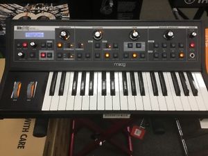 moog little phatty Analog Synthesizer