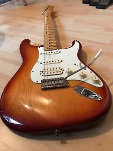 Fender Stratocaster - American Standard - Maple Neck