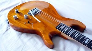 Line 6 Variax 700 Electric Guitar Amber (Immaculate)