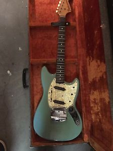 Vintage 1966 Fender Mustang guitar, Daphne Blue w/original case