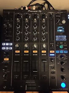 Pioneer DJM-900NXS2 4-Channel 12-Inch DJ Mixer - New