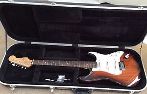 Fender Stratocaster KOA Limited Edition Electric Guitar & Case Nice! REDUCED