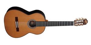 Admira ADM1350Z "Oro Negro Zeder" Konzertgitarre Vollmassiv Made in Spanien