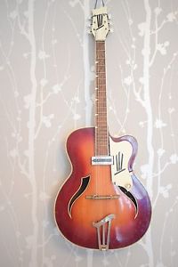 RELLOG GERMAN VINTAGE ELECTRIC GUITAR GDR AMAZING VERY RARE