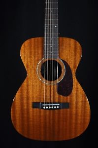 GUILD M-120E NATURAL MAHOGANY ACOUSTIC ELECTRIC GUITAR W/CASE