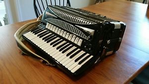 Philharmonic full size accordion