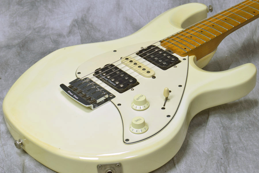 Music Man Silhouette White