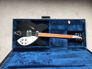 Rickenbacker 330 1989 Jetglo Finish