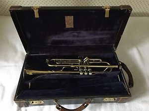 Bach Stradaivarious Mt. Vernon 1956 trumpet. Horn and case absolutely mint.