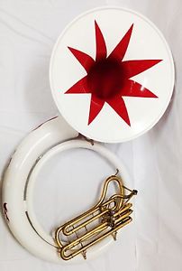 Use Fiberglass Sousaphone / Tuba de Fibra de Vidrio Blanca con Diseno Rojo Usada