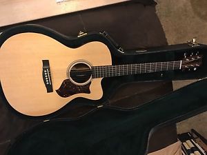 Martin Guitars OMCPA4 Acoustic Guitar W/Fishman Pickup & Original Hard Case