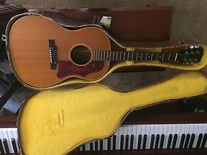 Gibson B-25N Vintage Acoustic Guitar - includes original case