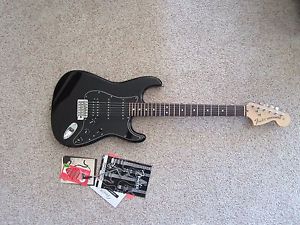 Fender American Special STRATOCASTER HSS Electric Guitar Black