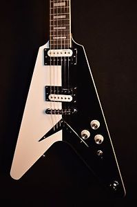 Dean Michael Schenker MS 2004 Custom V Electric Guitar w/HSC - Free Shipping!