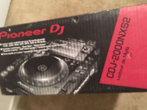 Pioneer CDJ-2000-NXS2 Digital DJ Turntable