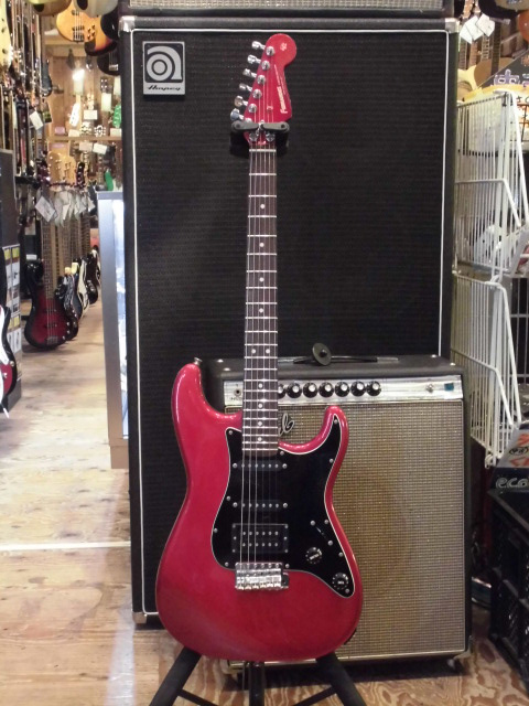 Used FERNANDES LIMITED EDITION ST-Type Mod Metallic Red used Fernandez Stratocas