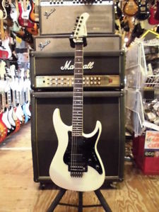Used FERNANDES FR-75 white used Fernandez Stratocaster from JAPAN EMS