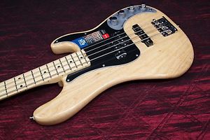 Fender American Elite Maple Fingerboard Precision Bass Natural 031609