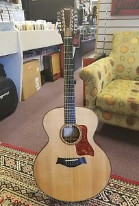 2006 Taylor 555 12 String Acoustic Guitar with Taylor Case and Pickup