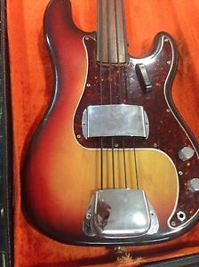 BEAUTIFUL 1969 FENDER PRECISION RARE FRETLESS EBONY BOARD w/OHSC! ALMOST MINT !!