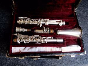 ***** C.G. Conn Model 524  Professional Clarinet *****