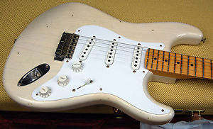 NEW! Fender Custom Shop Eric Clapton Journeyman Relic 2017 White Blonde RARE!