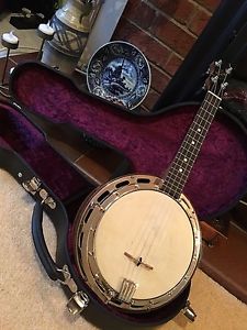 Ludwig Wendell Hall Professional Ukelele Banjo 1920's