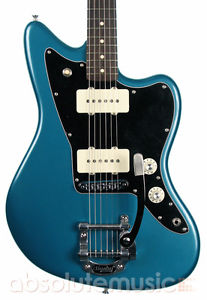Fender Limited Edition Jazzmaster with Bigsby, Ocean Turquoise (Pre-Owned)