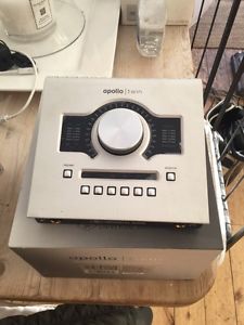 Universal Audio Apollo Twin Solo Thunderbolt Recording Interface + Extra Plugs