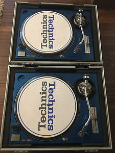 Candy Blue Technics 1200 MK2 w/Needles & Flight Cases