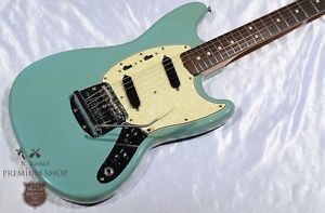 Fender 1966 MUSTANG Daphne Blue Electric Guitar Free shipping