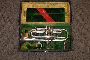 Vintage Frank Holton "New Proportion" Cornet