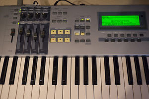 Yamaha Motif ES6 with extras