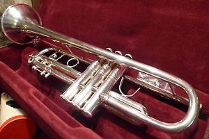 Bach Stradivarius Model 37 Profe