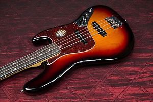 Fender American Deluxe Jazz Bass 3-Color Sunburst Rosewood Fretboard 031607
