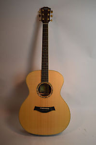 2011 Taylor Lefty Left Handed GA8 Grand Auditorium Acoustic Guitar Mint !